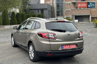 Универсал Renault Megane 2010 в 