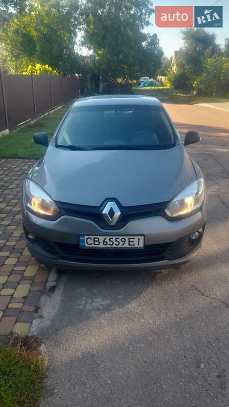 Хэтчбек Renault Megane 2014 в 