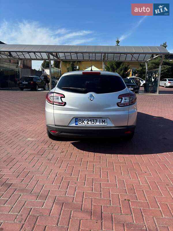 Універсал Renault Megane 2010 в Рівному фото 4 Універсал Renault Megane 2010 в Рівному