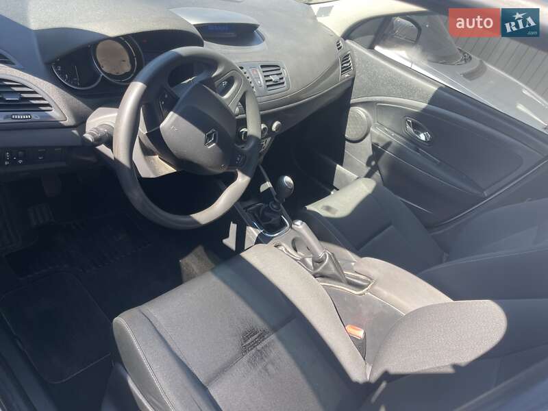 Універсал Renault Megane 2014 в Ірпені