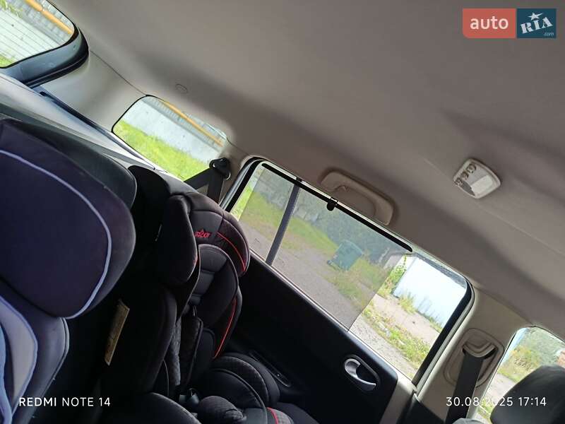 Універсал Renault Megane 2004 в Львові фото 3 Універсал Renault Megane 2004 в Львові