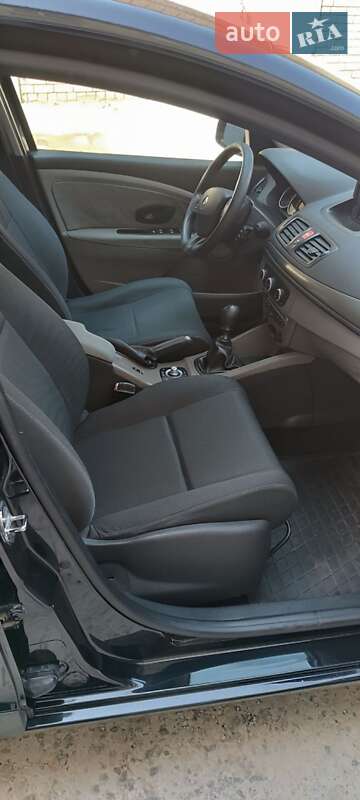 Хэтчбек Renault Megane 2011 в Днепре фото 15 Хэтчбек Renault Megane 2011 в Днепре