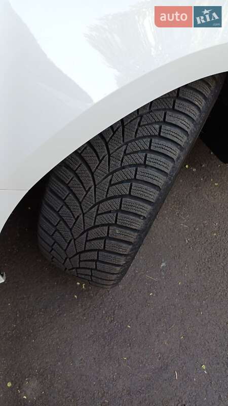 Универсал Renault Megane 2016 в Запорожье фото 21 Универсал Renault Megane 2016 в Запорожье