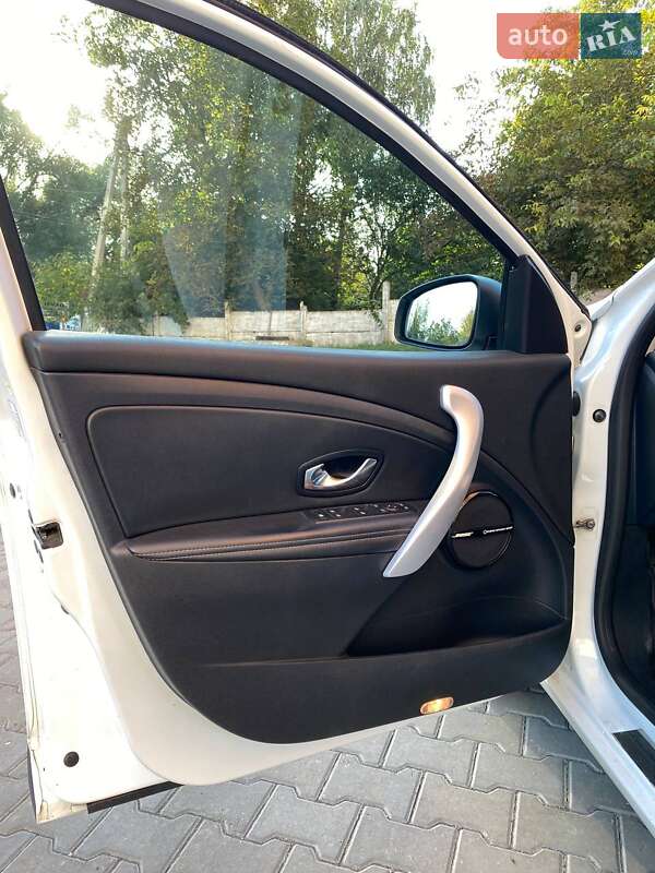 Універсал Renault Megane 2011 в Хмельницькому фото 15 Універсал Renault Megane 2011 в Хмельницькому