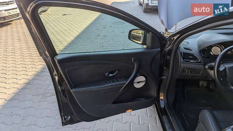 Універсал Renault Megane 2015 в Рівному фото 25 Універсал Renault Megane 2015 в Рівному