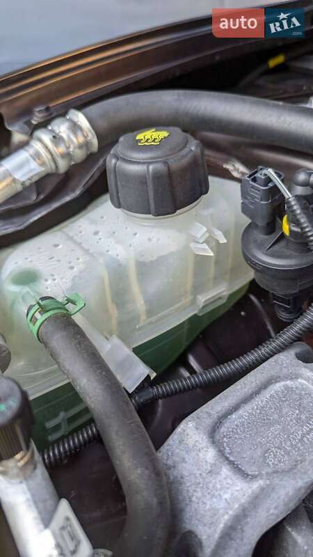 Універсал Renault Megane 2015 в Рівному фото 31 Універсал Renault Megane 2015 в Рівному