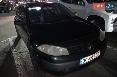 Хэтчбек Renault Megane 2003 в Городке