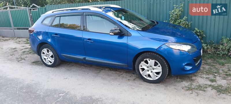 Універсал Renault Megane 2011 в Ірпені фото 13 Універсал Renault Megane 2011 в Ірпені