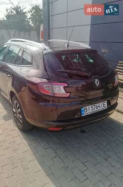 Хэтчбек Renault Megane 2015 в 