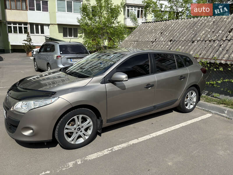 Универсал Renault Megane 2010 в Виннице фото 4 Универсал Renault Megane 2010 в Виннице