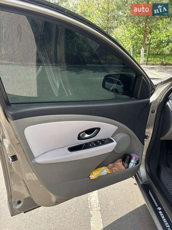 Универсал Renault Megane 2010 в Виннице фото 7 Универсал Renault Megane 2010 в Виннице