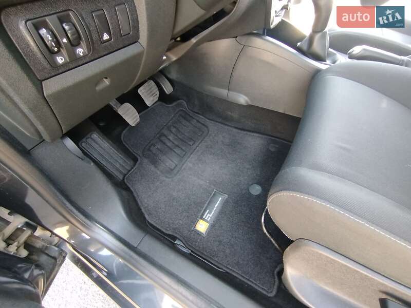 Хэтчбек Renault Megane 2012 в Березане фото 16 Хэтчбек Renault Megane 2012 в Березане