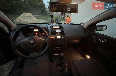 Универсал Renault Megane 2006 в  фото 11 Универсал Renault Megane 2006 в
