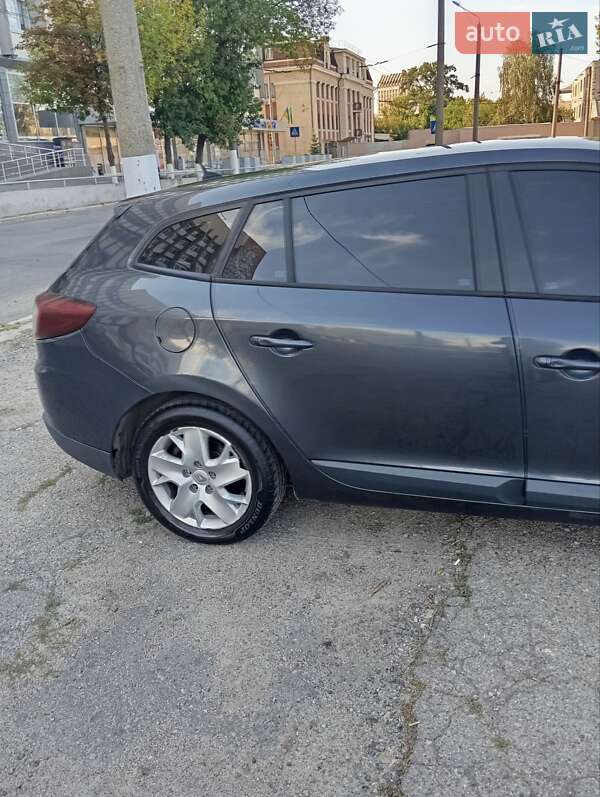 Універсал Renault Megane 2011 в Харкові