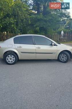 Седан Renault Megane 2006 в 