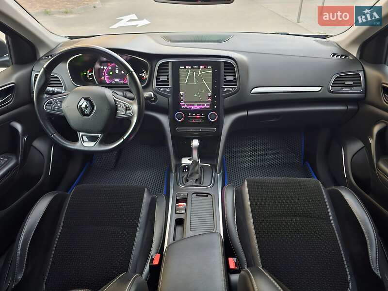 Универсал Renault Megane 2018 в Киеве фото 53 Универсал Renault Megane 2018 в Киеве