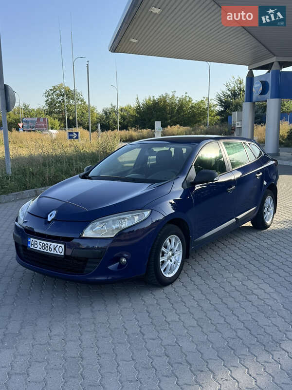 Универсал Renault Megane 2011 в 