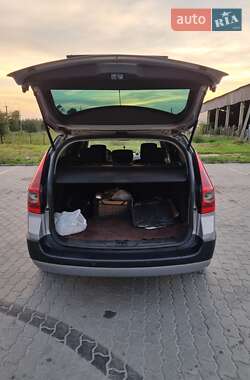 Універсал Renault Megane 2005 в  фото 7 Універсал Renault Megane 2005 в