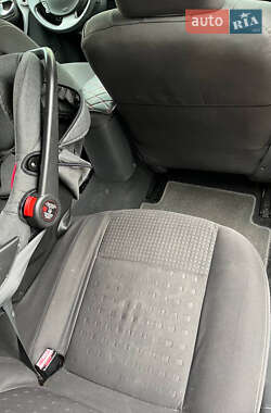 Универсал Renault Megane 2006 в  фото 18 Универсал Renault Megane 2006 в