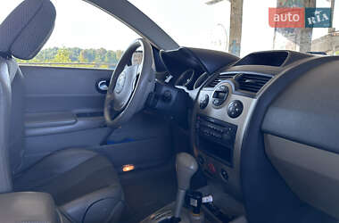 Кабриолет Renault Megane 2005 в 