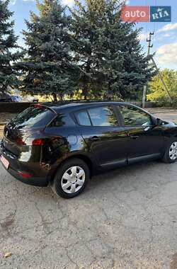 Хэтчбек Renault Megane 2009 в 