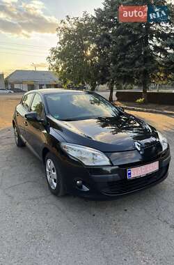 Хэтчбек Renault Megane 2009 в 