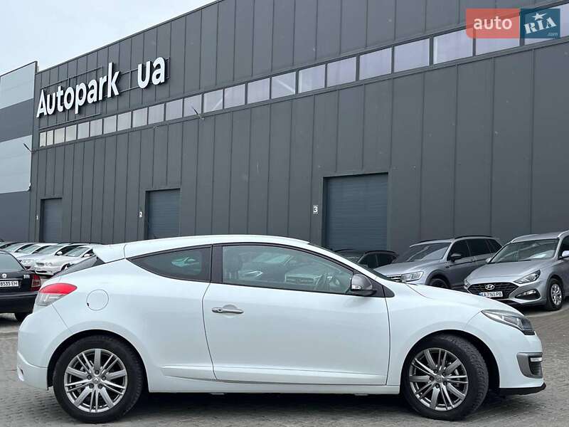 Купе Renault Megane 2015 в Львове