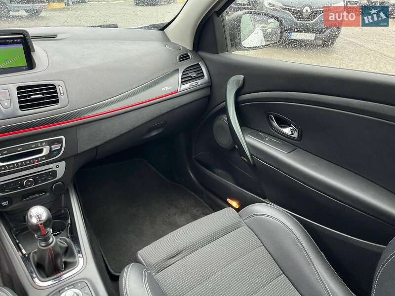 Купе Renault Megane 2015 в Львове