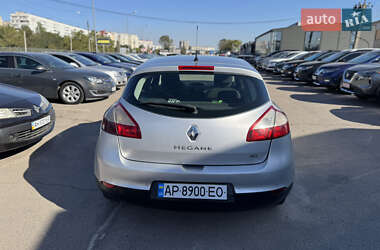 Хэтчбек Renault Megane 2009 в 