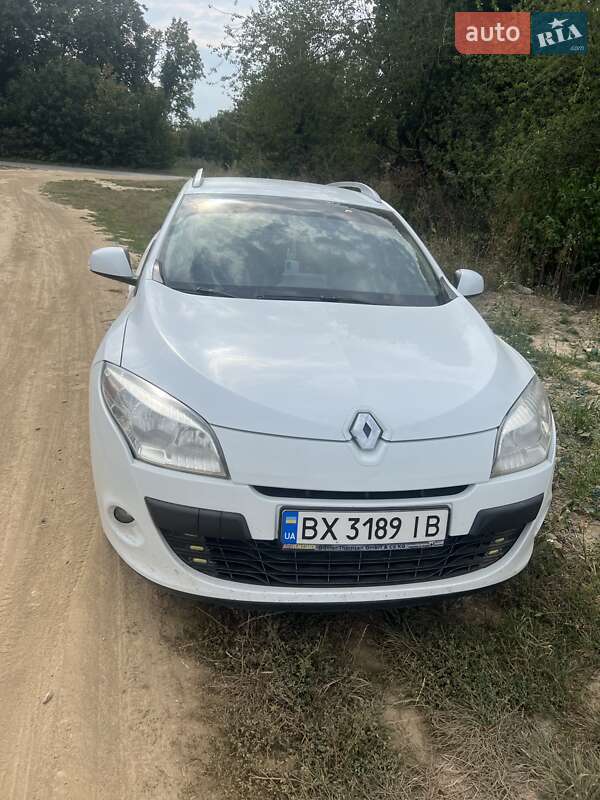 Универсал Renault Megane 2011 в Хмельницком фото 2 Универсал Renault Megane 2011 в Хмельницком