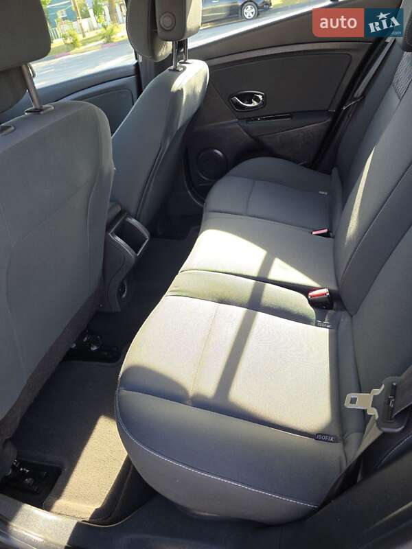 Хэтчбек Renault Megane 2012 в Коломые