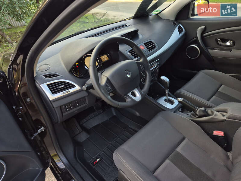 Универсал Renault Megane 2011 в Дерно фото 4 Универсал Renault Megane 2011 в Дерно