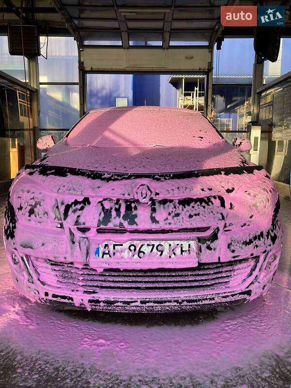 Хетчбек Renault Megane 2013 в Дніпрі фото 12 Хетчбек Renault Megane 2013 в Дніпрі