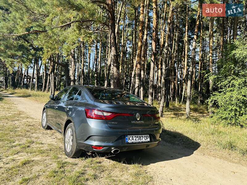 Седан Renault Megane 2017 в Обухові