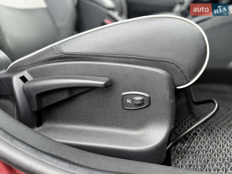 Универсал Renault Megane 2012 в Львове фото 20 Универсал Renault Megane 2012 в Львове