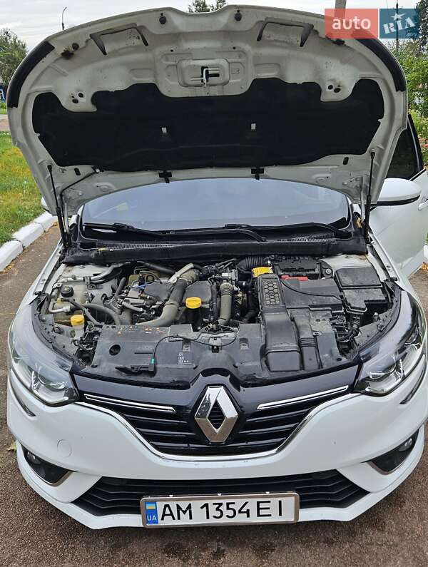 Хэтчбек Renault Megane 2017 в Звягеле