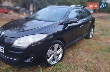 Універсал Renault Megane 2010 в  фото 6 Універсал Renault Megane 2010 в
