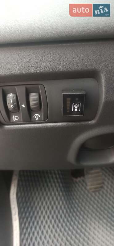 Седан Renault Megane 2005 в Сумах фото 4 Седан Renault Megane 2005 в Сумах