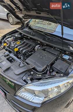 Хэтчбек Renault Megane 2009 в 