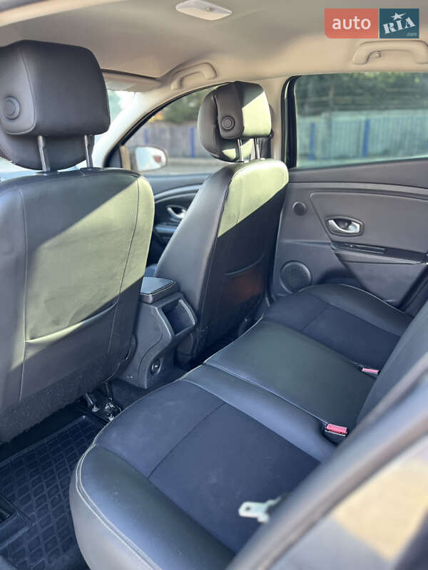 Хэтчбек Renault Megane 2011 в Тернополе