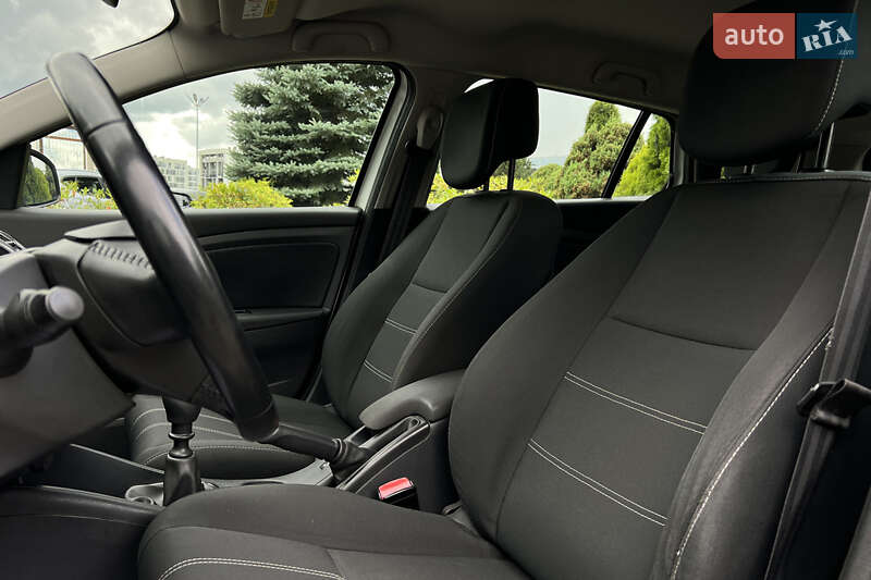 Універсал Renault Megane 2015 в Львові фото 9 Універсал Renault Megane 2015 в Львові