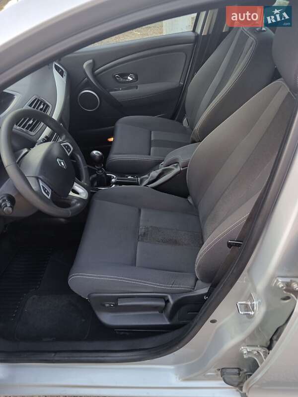 Універсал Renault Megane 2012 в Дніпрі