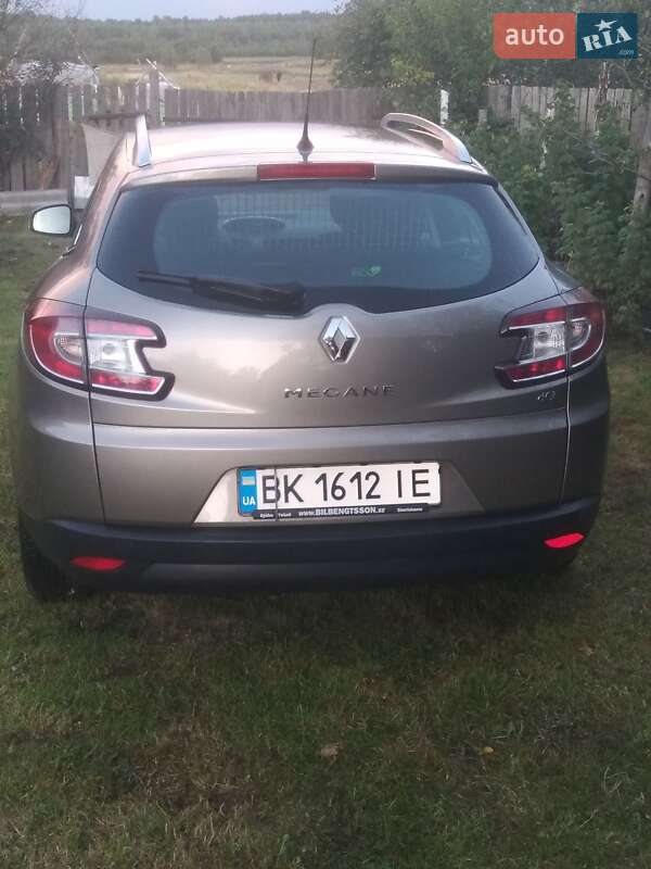Універсал Renault Megane 2010 в Вараші