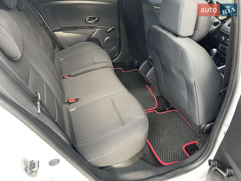 Универсал Renault Megane 2016 в Ровно