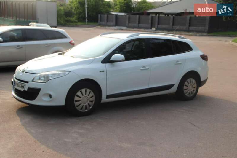 Универсал Renault Megane 2010 в Житомире фото 4 Универсал Renault Megane 2010 в Житомире