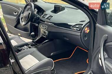 Хэтчбек Renault Megane 2014 в 