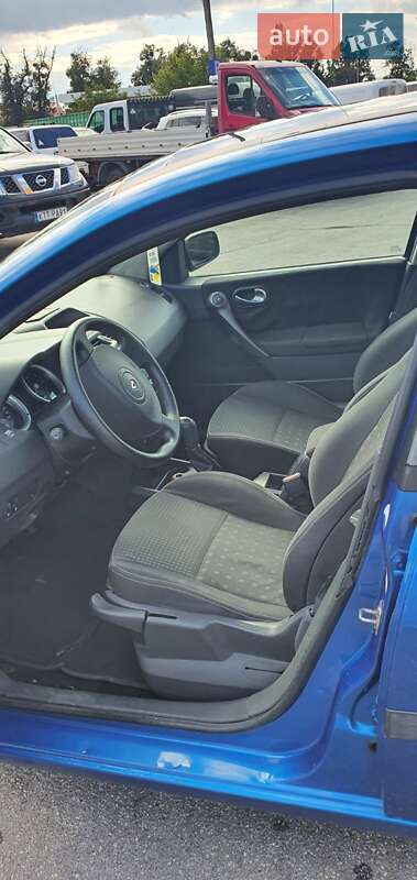 Хэтчбек Renault Megane 2005 в Виннице