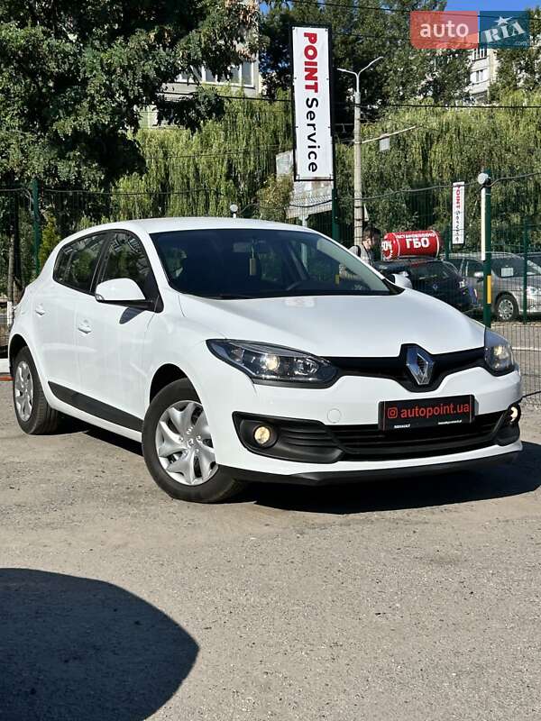 Хэтчбек Renault Megane 2014 в 