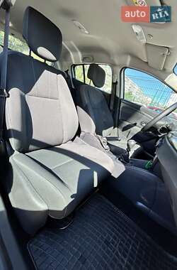 Хэтчбек Renault Megane 2014 в 