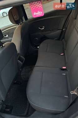 Универсал Renault Megane 2010 в 